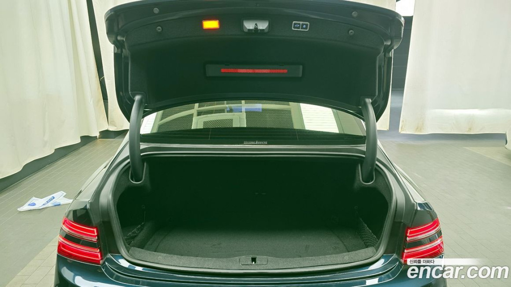 Genesis G80 Gasoline 2.5 Turbo AWD, 2025