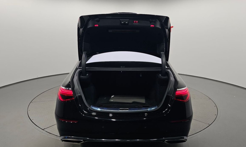 Mercedes-Benz S-Class S580L 4MATIC, 2022