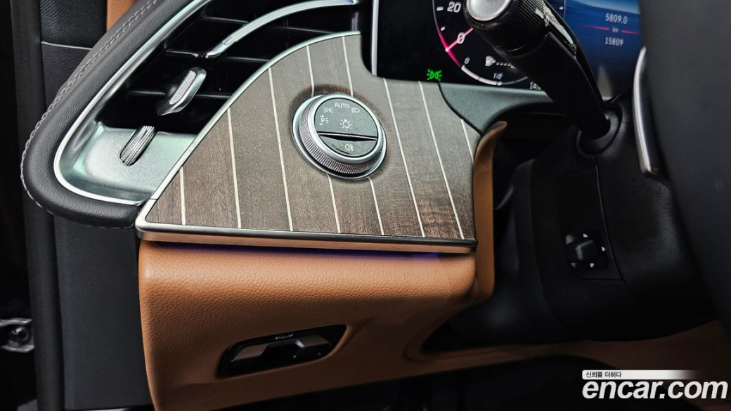 Mercedes-Benz E-Class E300 4MATIC Exclusive, 2024