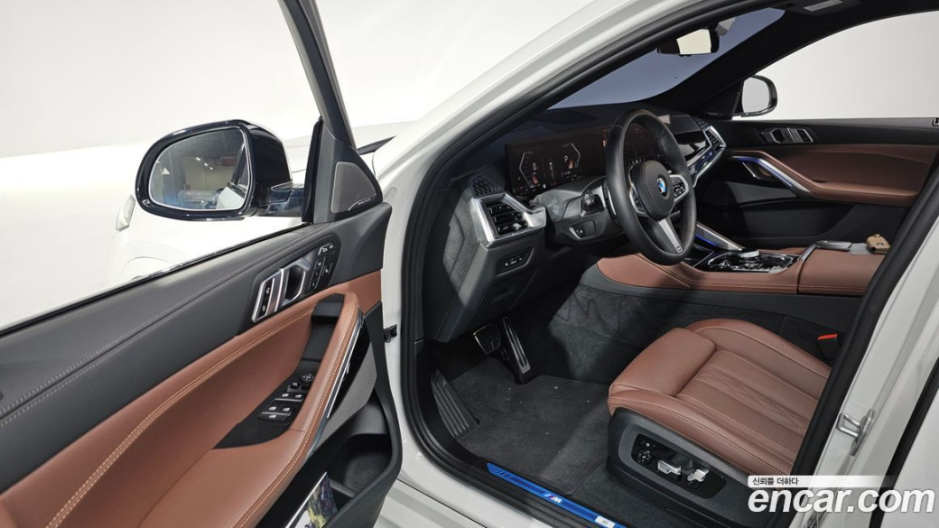 BMW X6 xDrive40d M Sport Pro, 2025