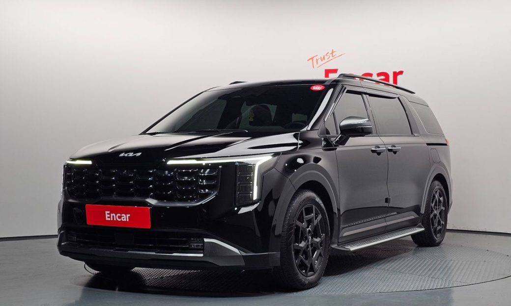 Kia Carnival 9-Seater Gravity, 2025