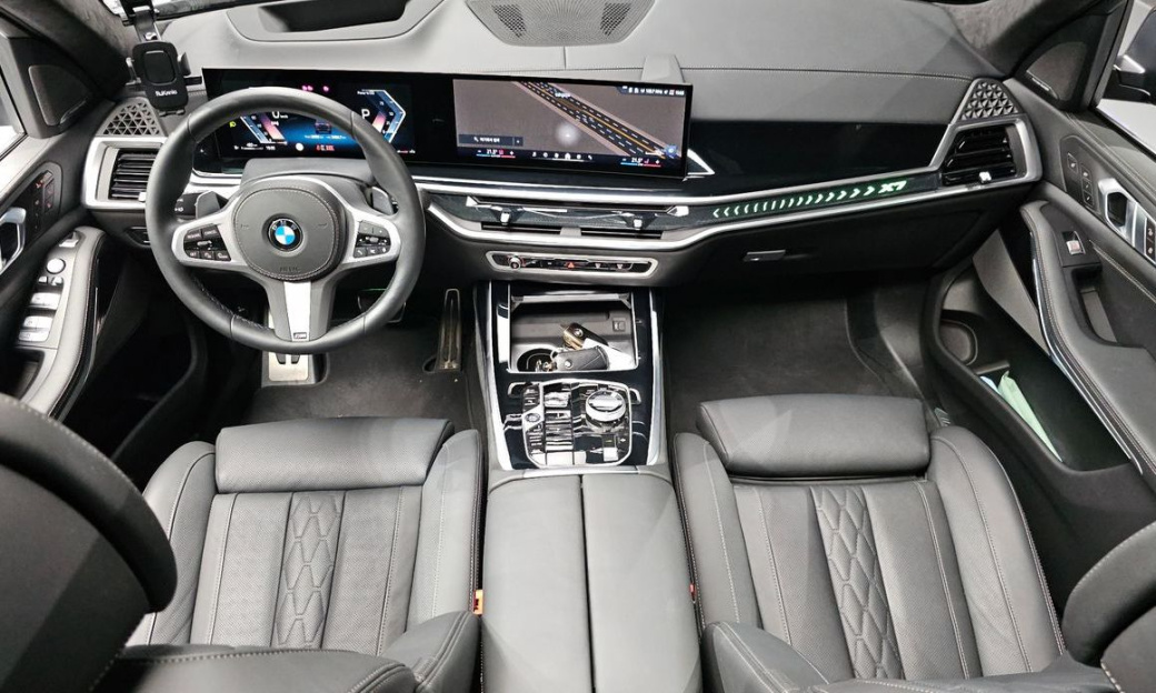 BMW X7 xDrive 40i M Sport 6STR, 2024