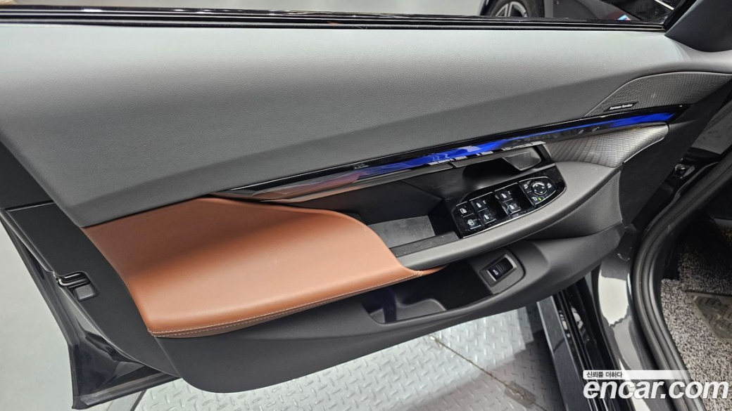 BMW 5-Series 530i xDrive M Sport, 2025