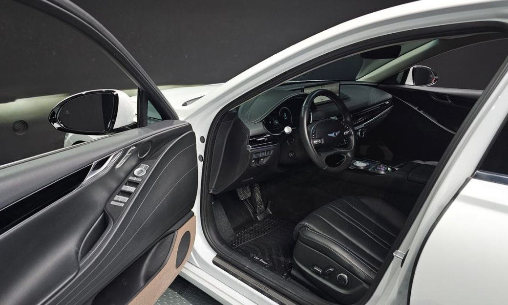 Genesis G80 Gasoline 2.5 Turbo AWD, 2022