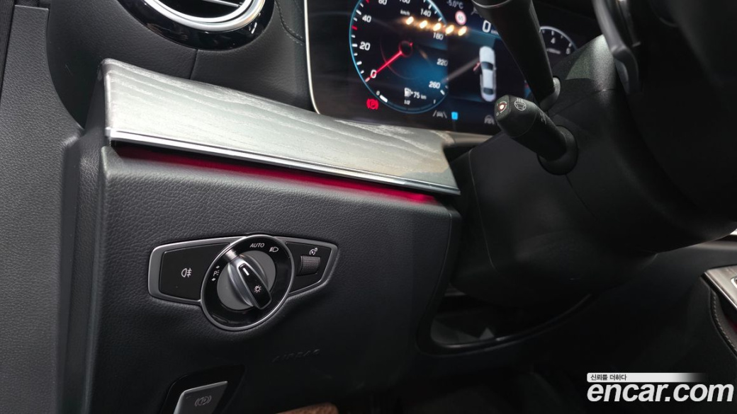 Mercedes-Benz E-Class E350 4MATIC Avantgarde, 2022