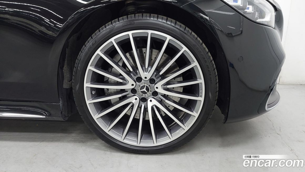 Mercedes-Benz S-Class S500 4MATIC, 2026