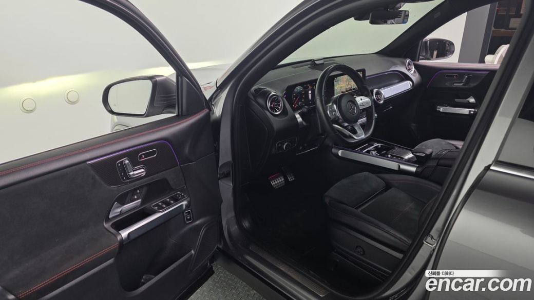 Mercedes-Benz GLB-Class GLB250 4MATIC, 2023