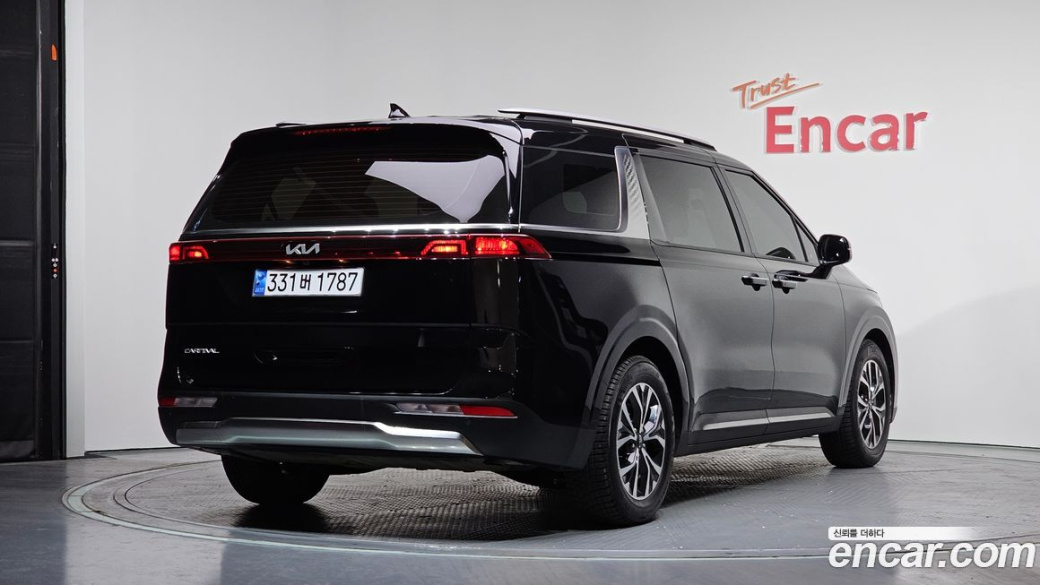 Kia Carnival 9-Seater Noblesse, 2023