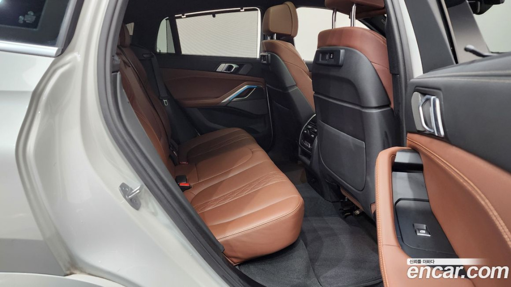 BMW X6 xDrive40i M Sport, 2023