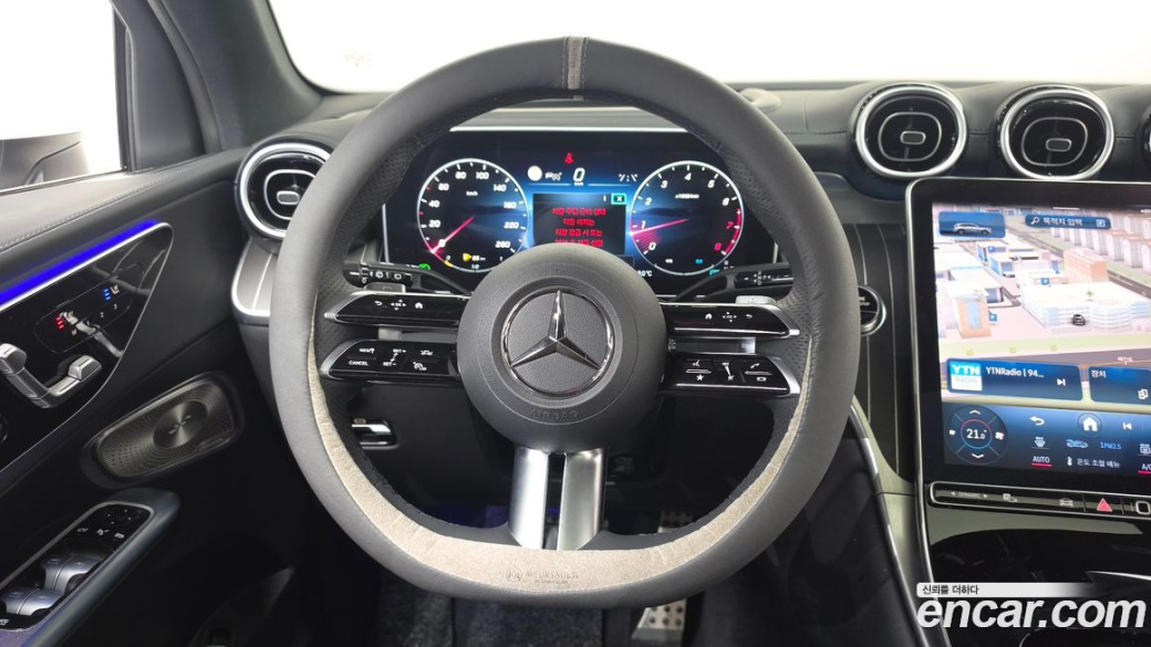 Mercedes-Benz GLC-Class GLC300 4MATIC AMG Line, 2024