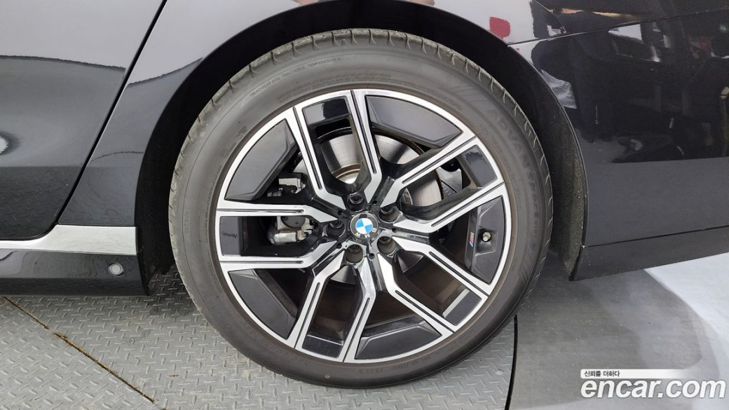 BMW 7-Series 740d xDrive M Sport, 2024