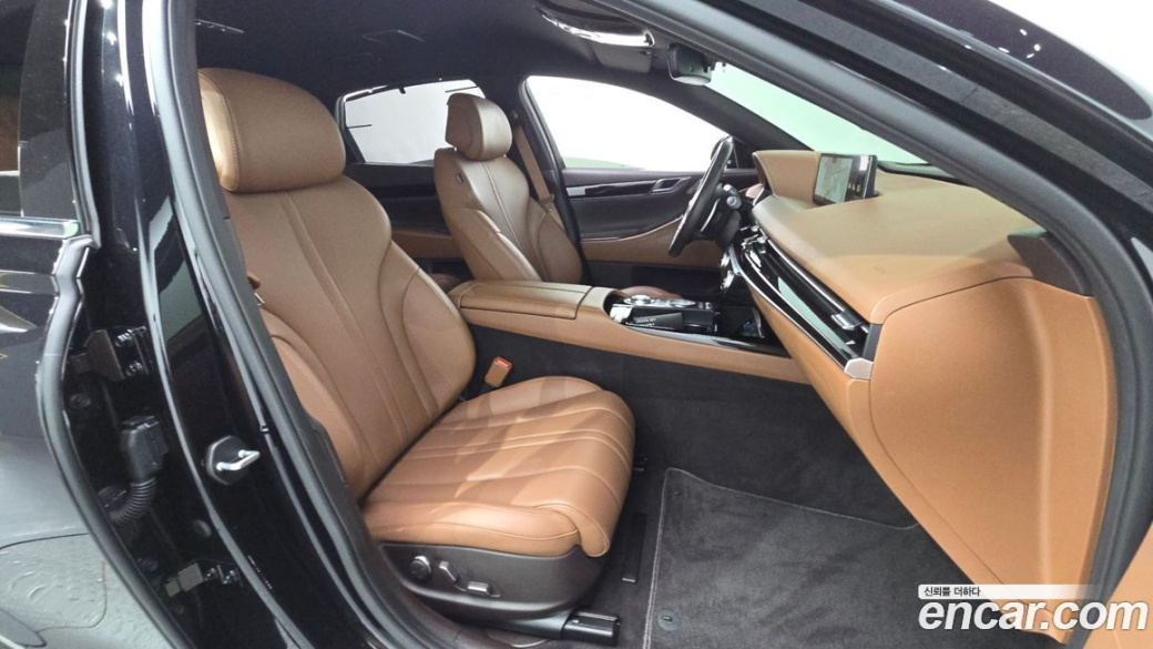 Genesis G80 Gasoline 2.5 Turbo AWD, 2022