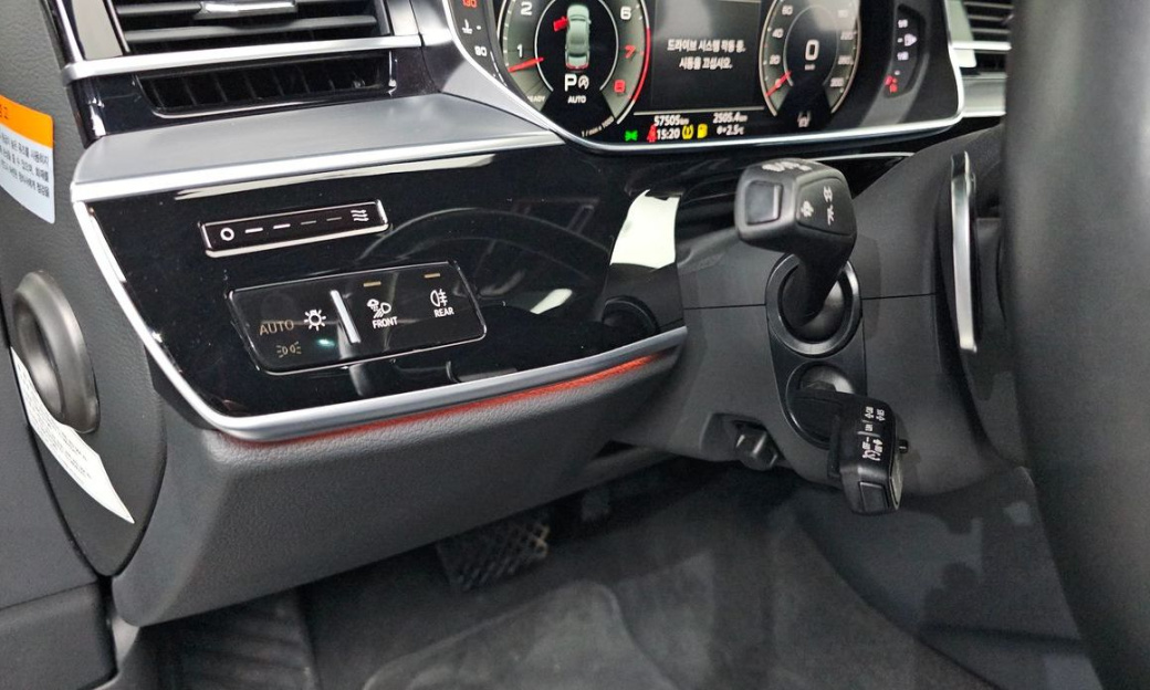 Audi A8 55 TFSI Quattro LWB, 2021