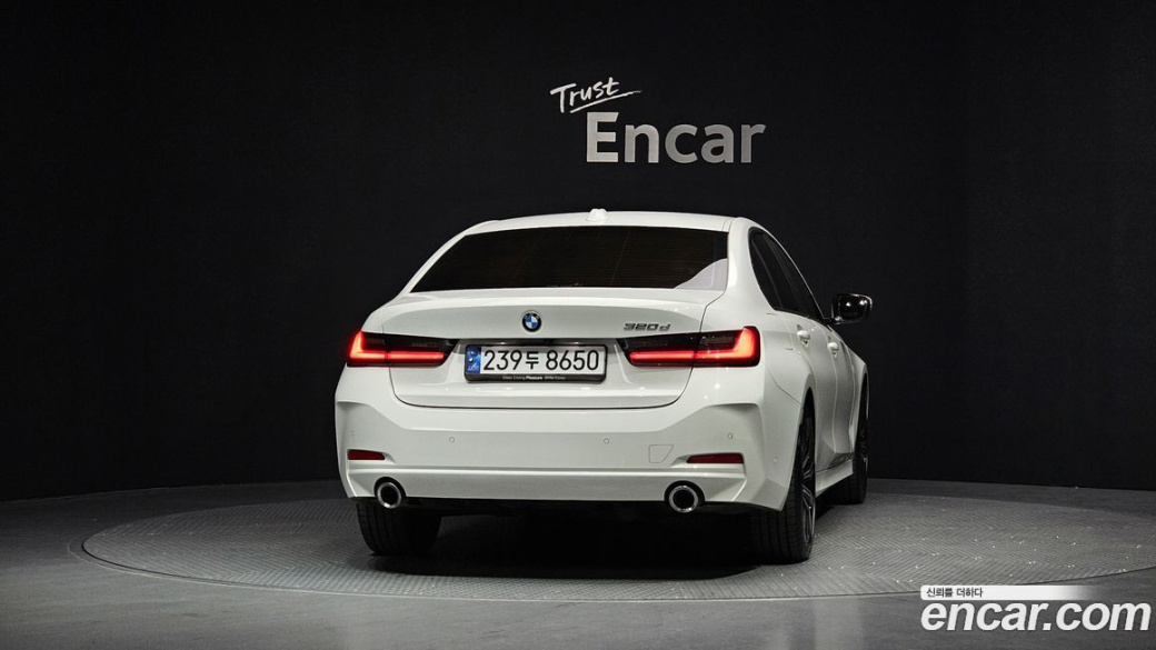 BMW 3-Series 320d, 2025