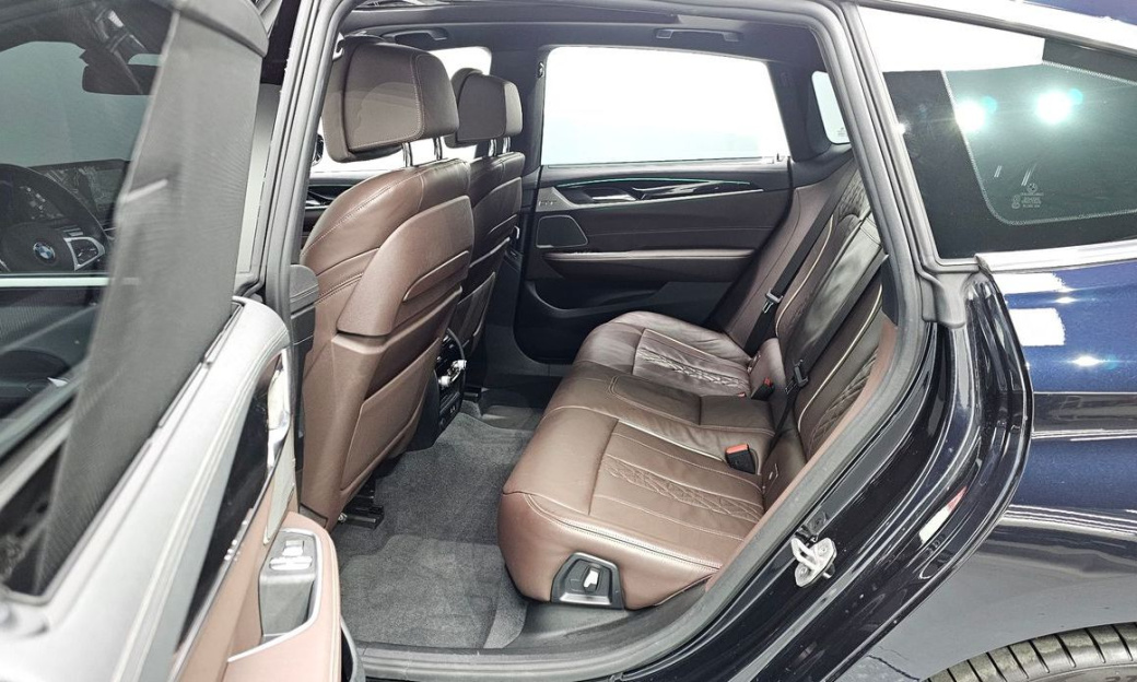 BMW Gran Turismo 630i xDrive M Sport, 2022
