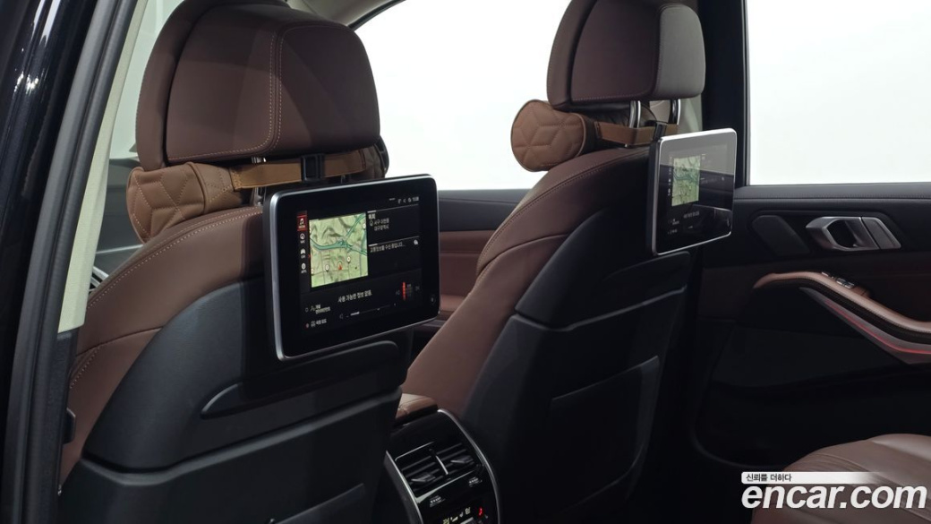BMW X7 xDrive 40d Design Pure Excellence 7-Seater, 2022