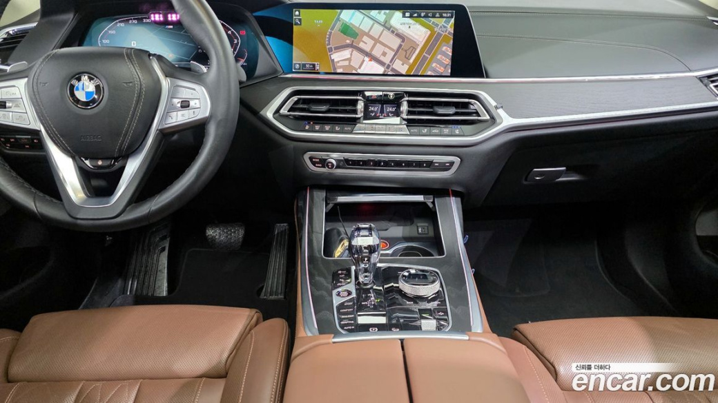 BMW X7 xDrive 40i Design Pure Excellence 7-Seater, 2022