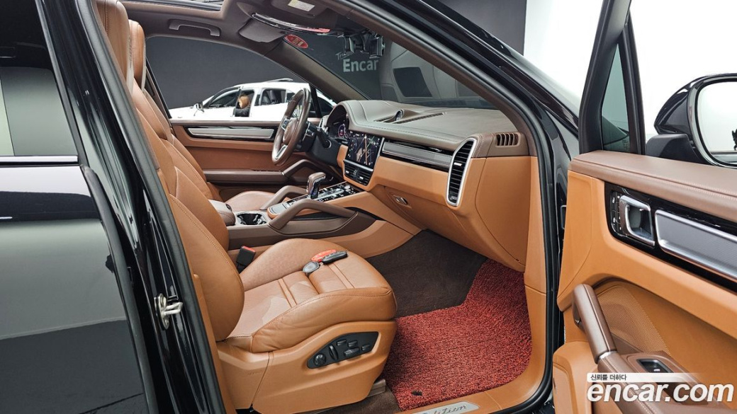 Porsche Cayenne 3.0 PLATINUM EDITION, 2023