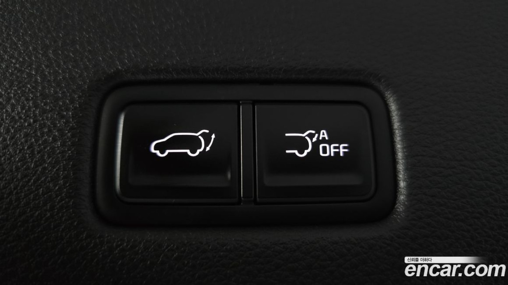 Kia Carnival 9-Seater Signature, 2023