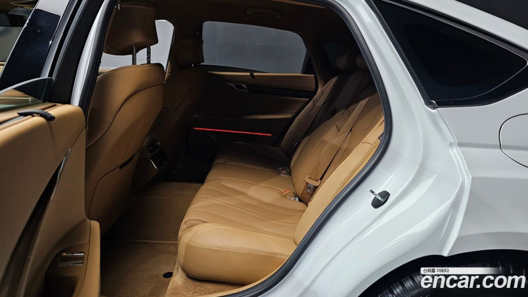 Genesis G80 Gasoline 2.5 Turbo 2WD, 2025