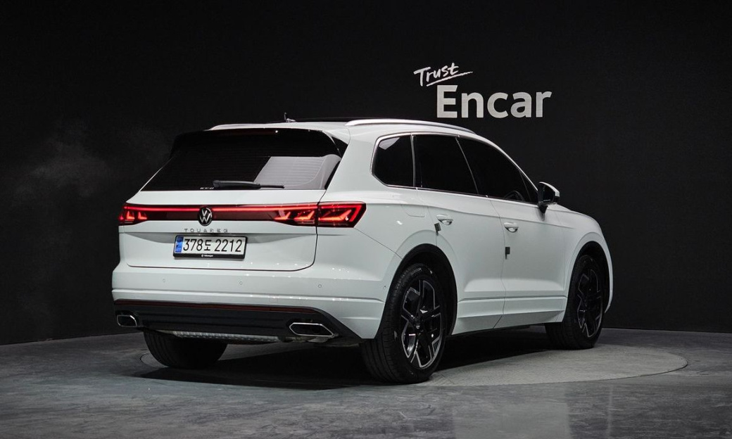 Volkswagen Touareg 3.0 TDI Prestige, 2024