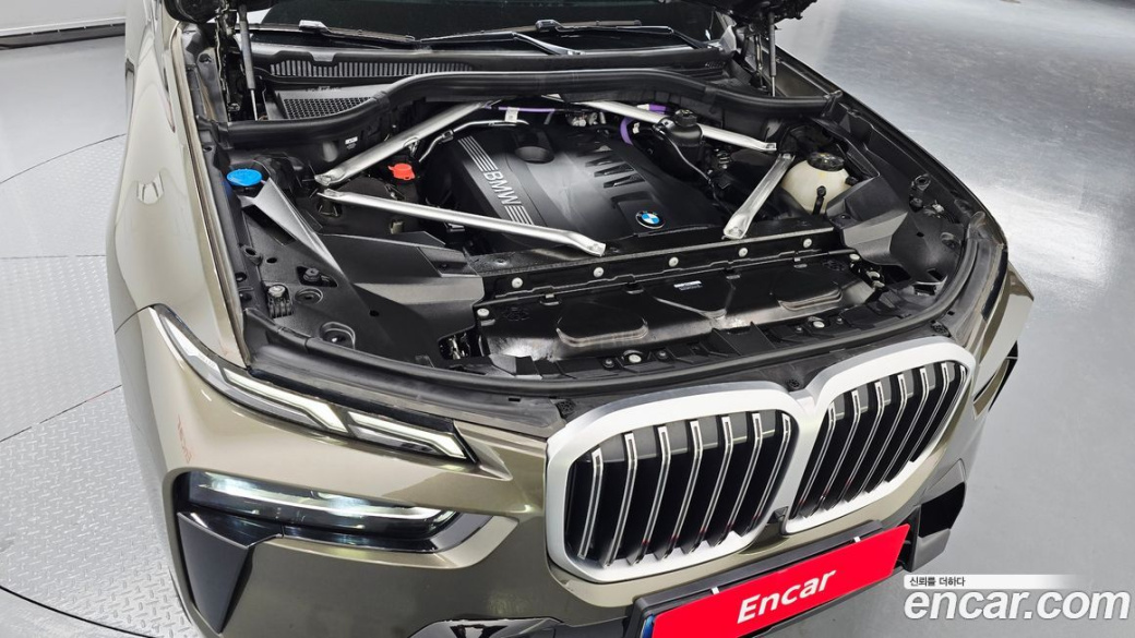 BMW X7 xDrive 40i M Sport 6STR, 2024