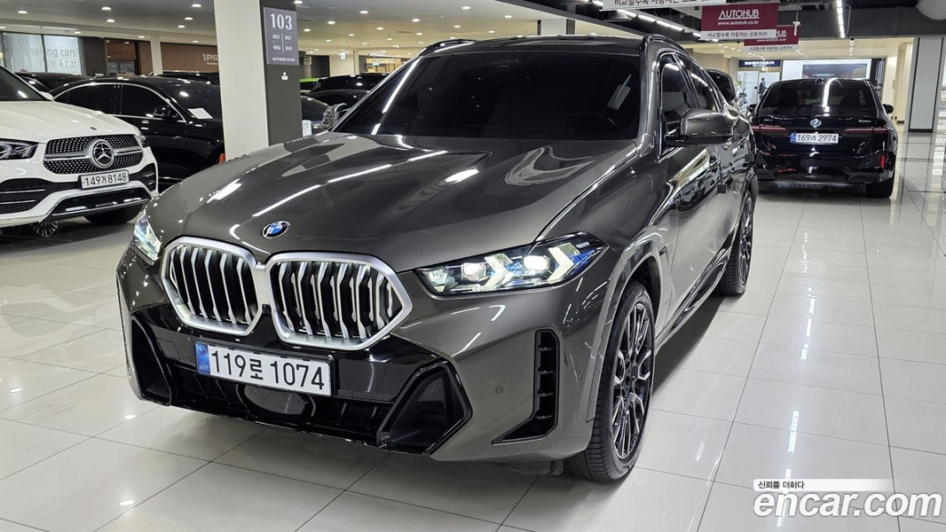 BMW X6 xDrive40i M Sport, 2025