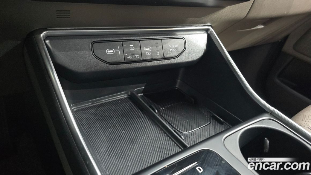 Kia Carnival 9-Seater Noblesse, 2024