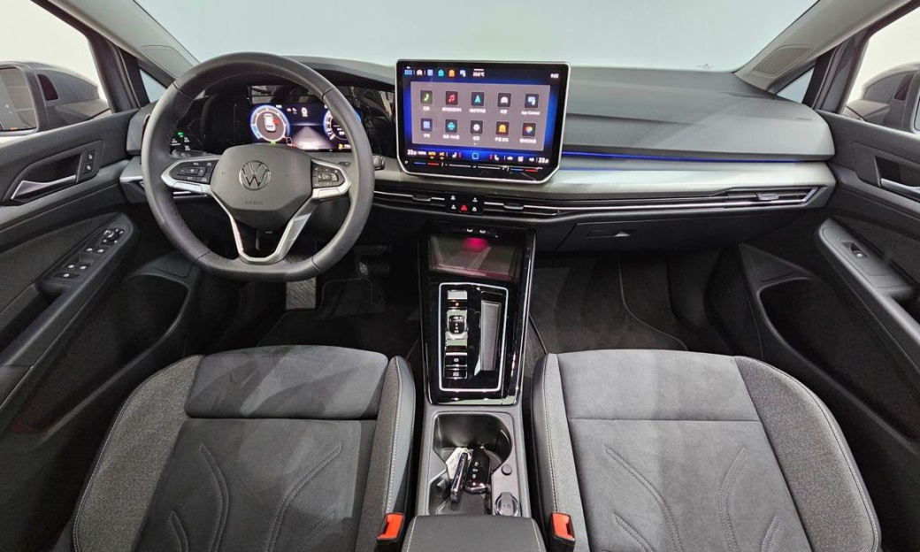 Volkswagen Golf 2.0 TDI Prestige, 2025