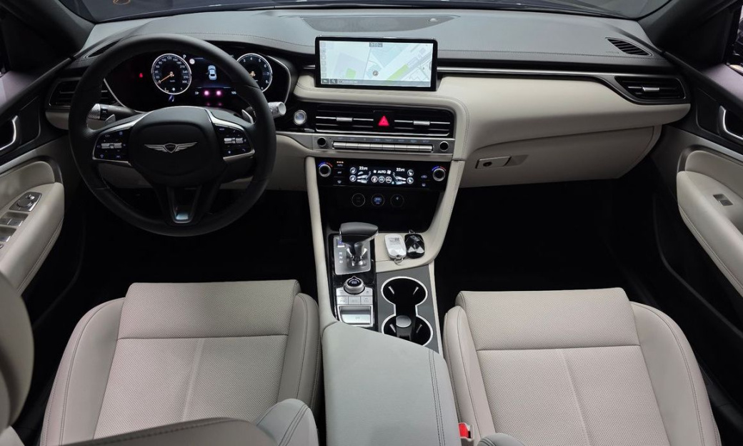 Genesis G70 Gasoline 2.5T 4WD, 2025