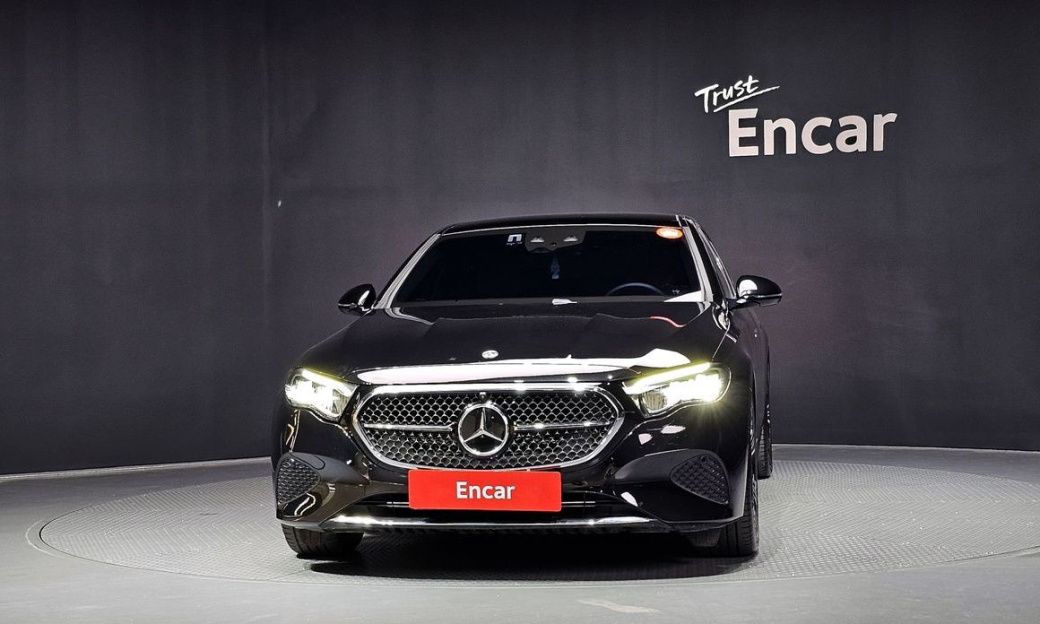 Mercedes-Benz E-Class E200 Avantgarde, 2025