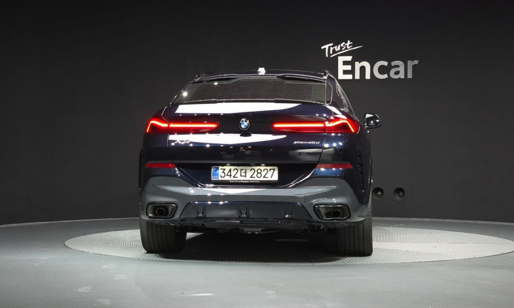 BMW X6 xDrive40d M Sport Pro, 2025