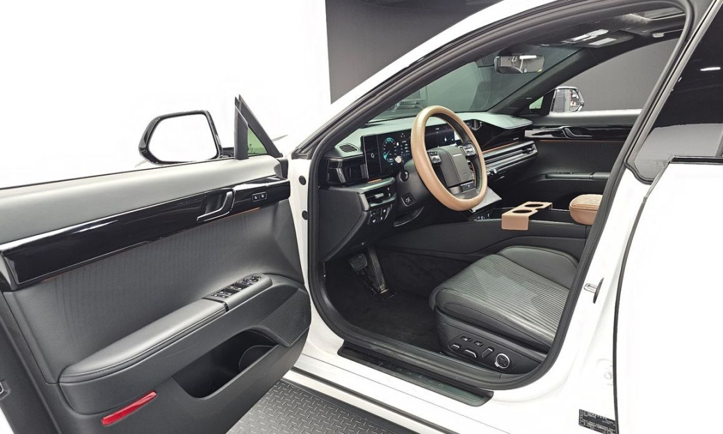 Hyundai Grandeur 2,5 Gasoline 2WD, 2024