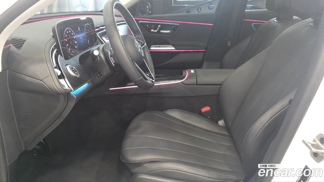 Mercedes-Benz E-Class E220d 4MATIC Exclusive, 2024