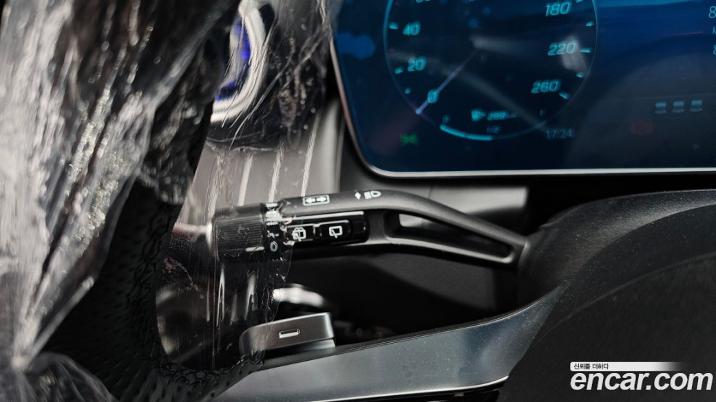 Mercedes-Benz GLC-Class GLC300 4MATIC AMG Line, 2026