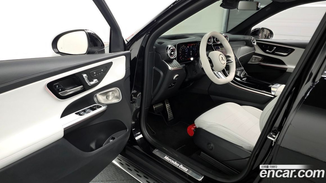 Mercedes-Benz GLC-Class GLC 300 4MATIC Avantgarde, 2025