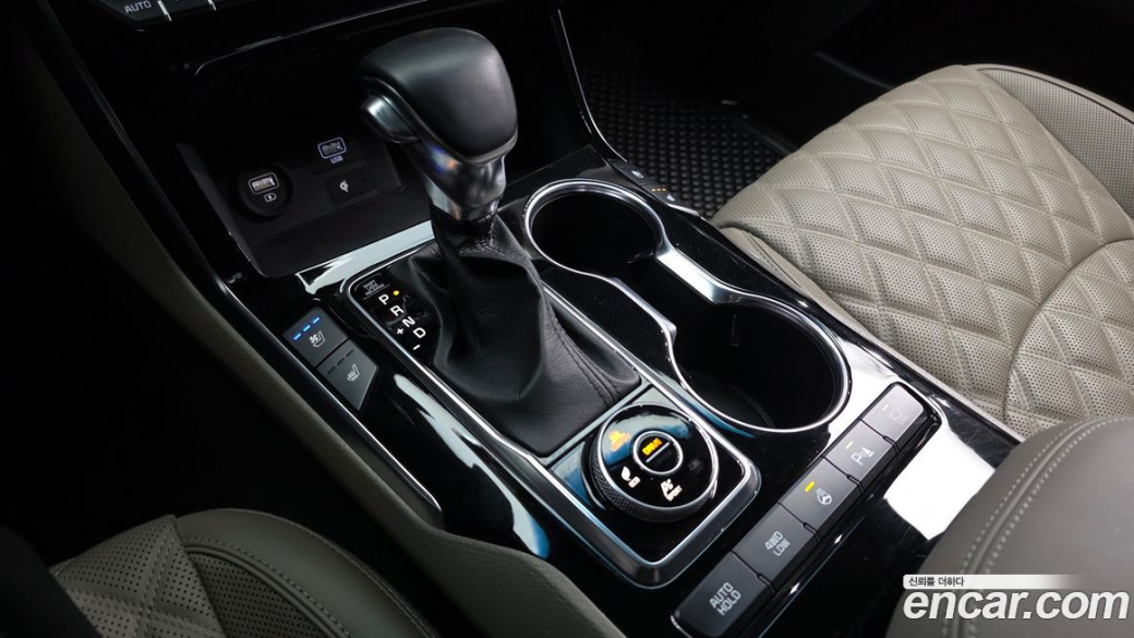 Kia Mohave Diesel 3.0 4WD 5-Seater, 2022