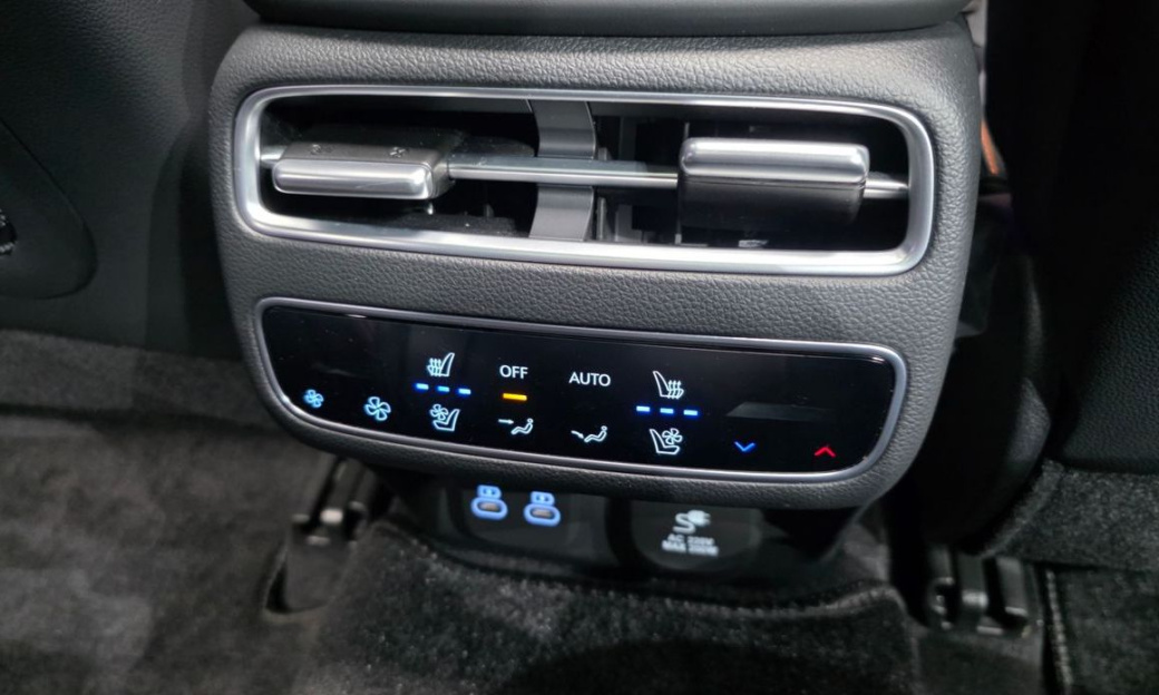 Genesis GV70 2.5T Gasoline AWD, 2025
