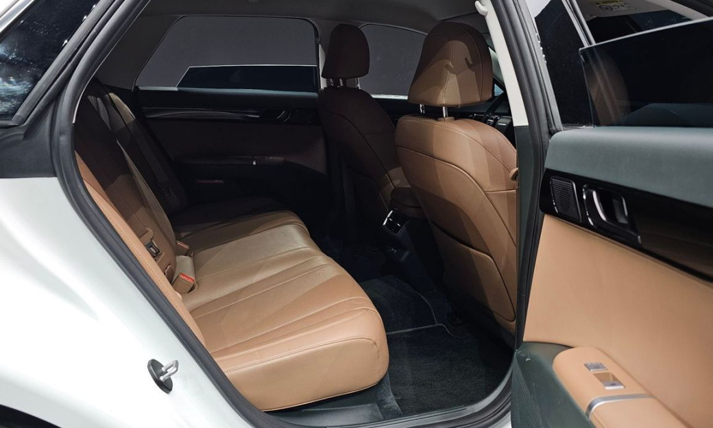 Hyundai Grandeur 2,5 Gasoline 2WD, 2023