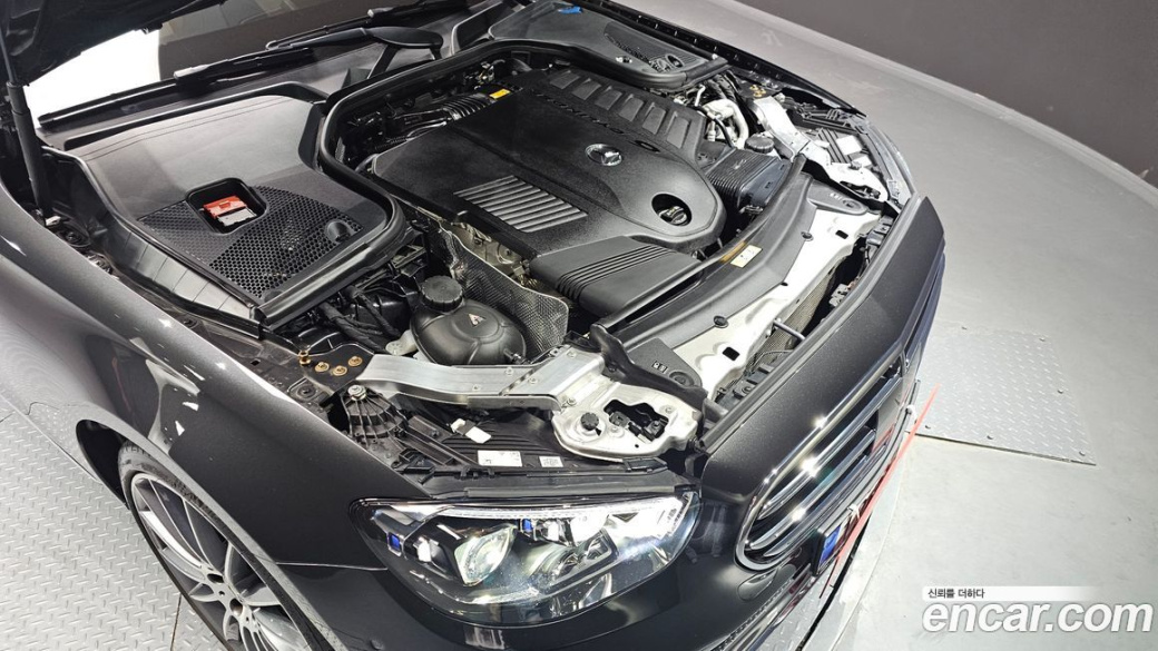 Mercedes-Benz E-Class E450 4MATIC Exclusive, 2023