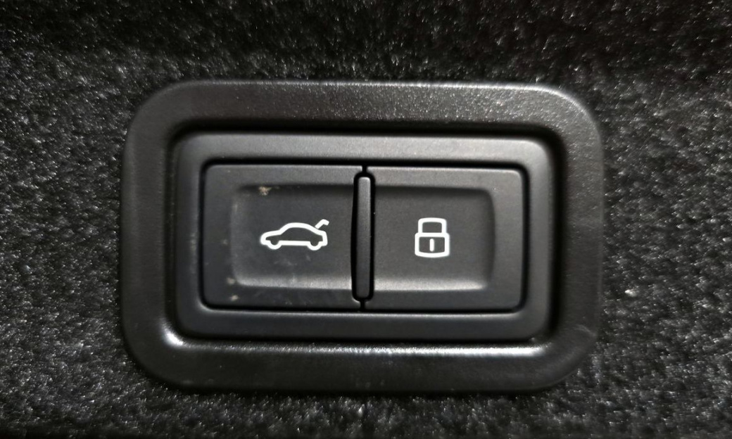 Audi A6 45 TFSI Quattro Premium, 2023