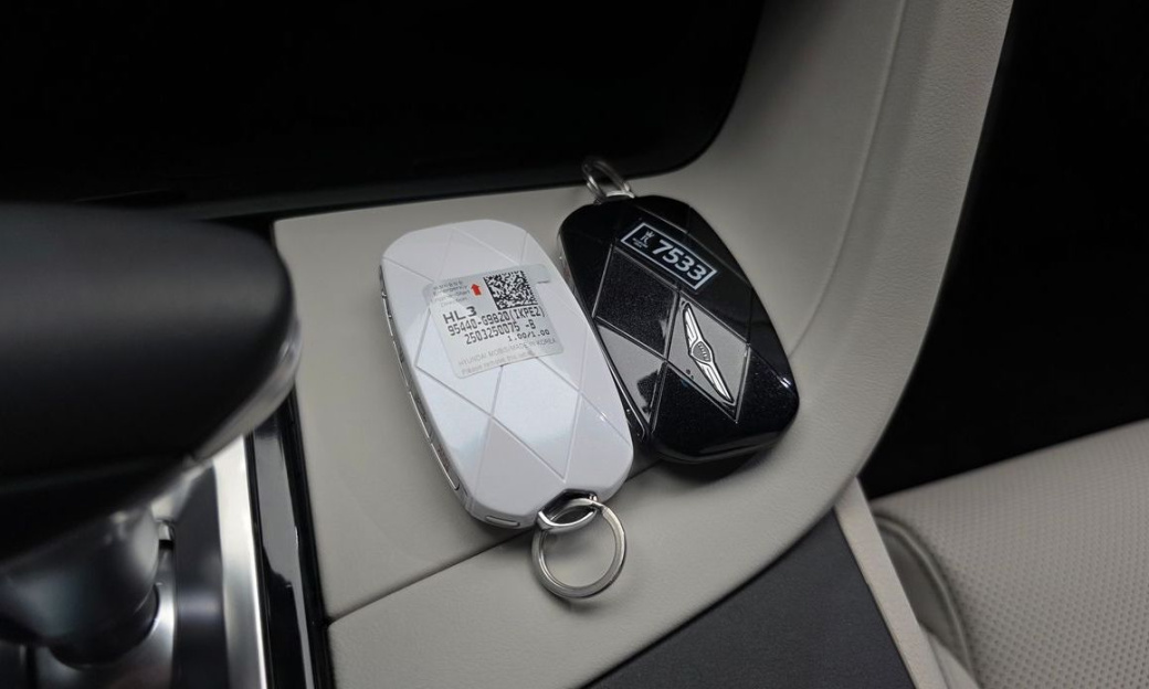 Genesis G70 Gasoline 2.5T 4WD, 2025