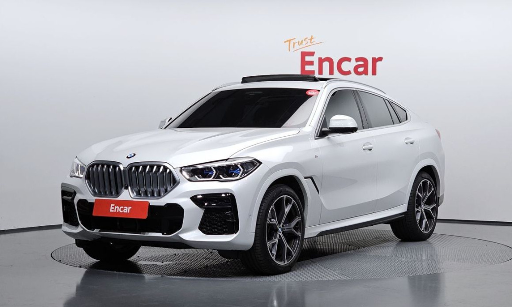 BMW X6 xDrive40i M Sport, 2023
