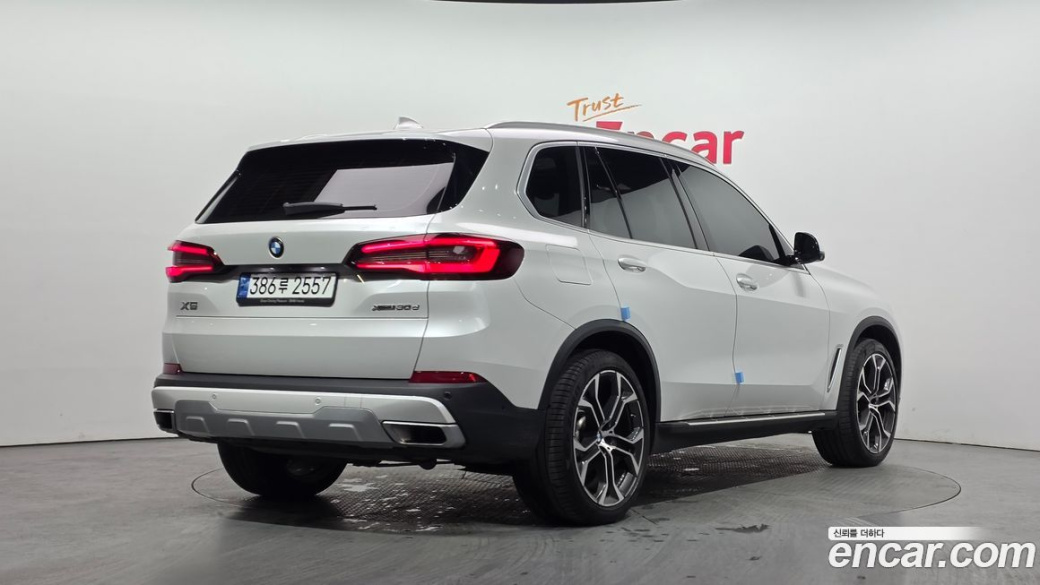 BMW X5 xDrive 30d xLine, 2023