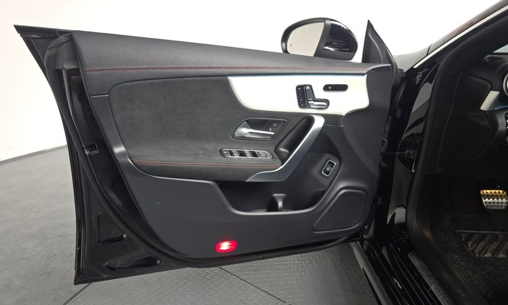 Mercedes-Benz CLA-Class CLA250 4MATIC, 2024