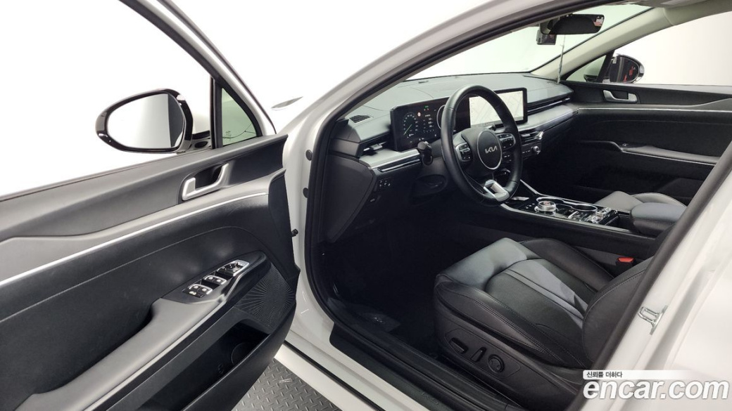 Kia K5 2.0, 2024