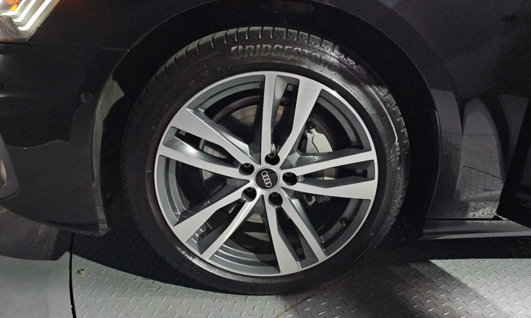 Audi A6 45 TFSI Premium, 2023