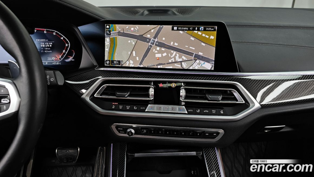 BMW X5 M50i, 2022