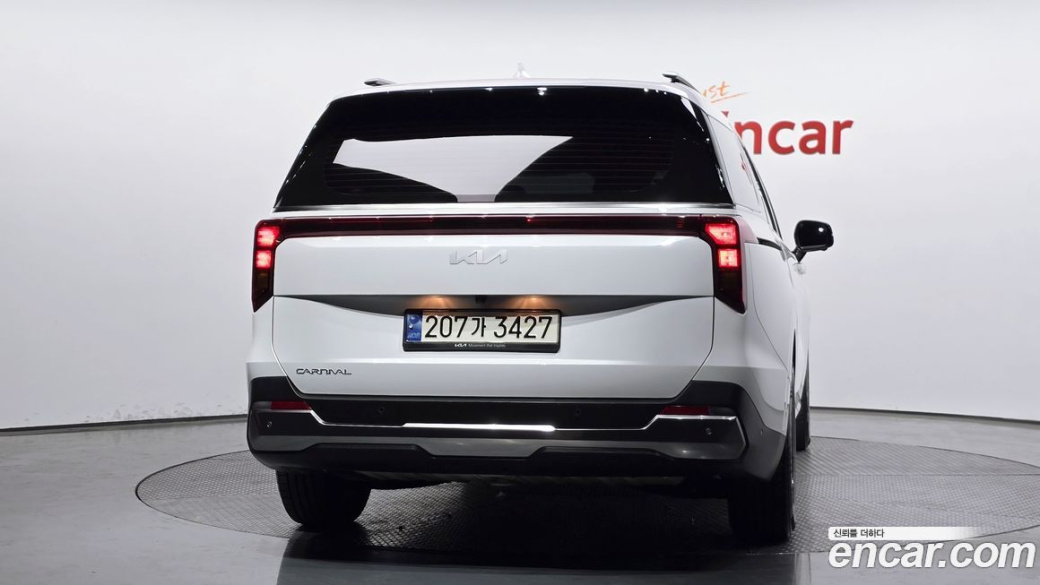 Kia Carnival 9-Seater Noblesse, 2024