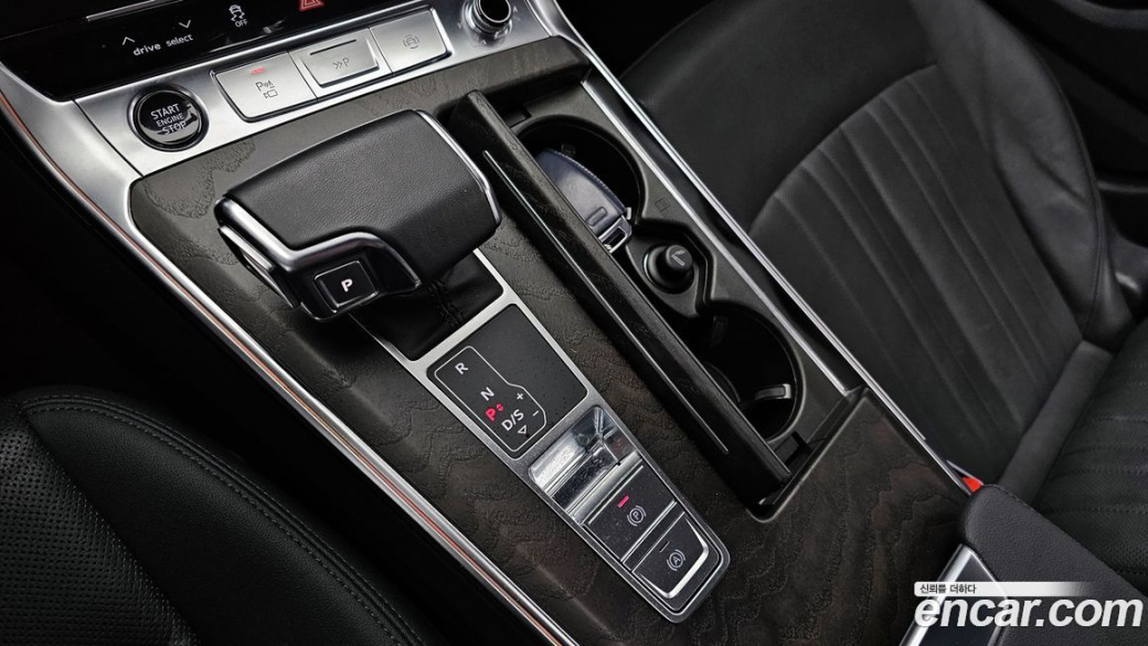 Audi A6 45 TFSI Quattro Premium, 2023